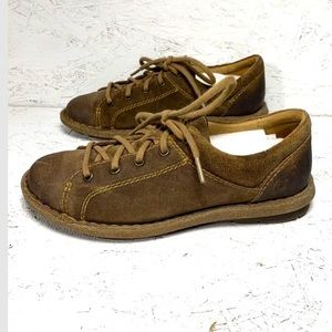 BORN Trevan - F76326, Women's Casual Sneakers, BROWN Suede Leather- Size 8